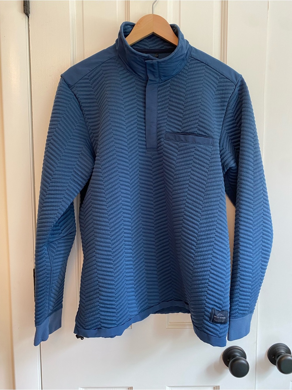 Helly  Hansen Lillo Snap Quilted Half-Zip Pullover in Ocean Blue